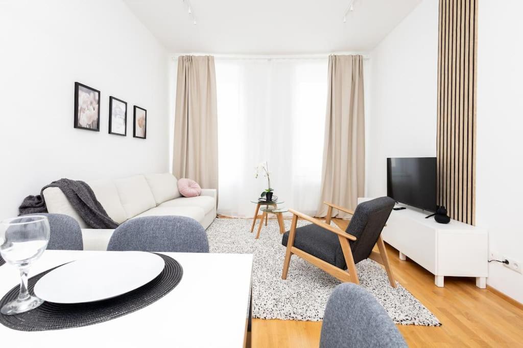 Orestaliving - 2Br On The Danube Canal Vienna Luaran gambar