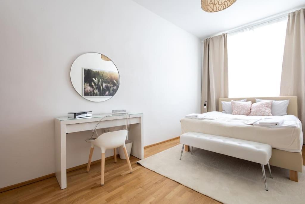 Orestaliving - 2Br On The Danube Canal Vienna Luaran gambar